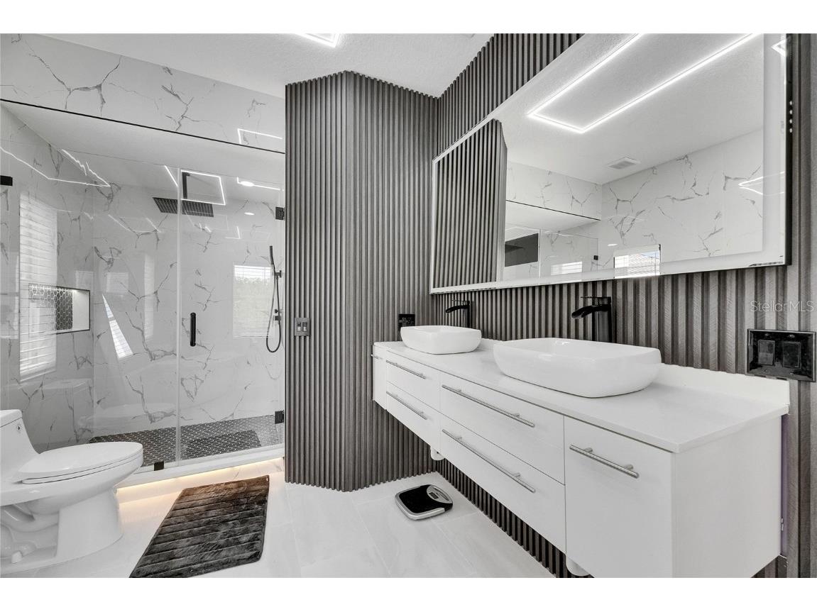 6512 Simone Shores Circle Apollo Beach FL 33572 - ST CRUEX CANAL TB8393675 image40