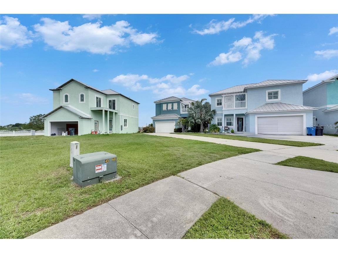 6512 Simone Shores Circle Apollo Beach FL 33572 - ST CRUEX CANAL TB8393675 image71