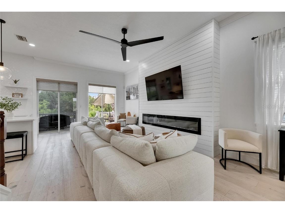 6512 Simone Shores Circle Apollo Beach FL 33572 - ST CRUEX CANAL TB8393675 image8