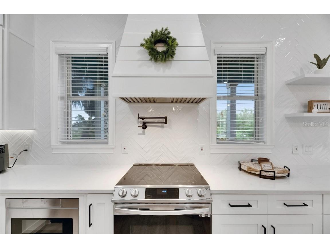 6512 Simone Shores Circle Apollo Beach FL 33572 - ST. CRUEX CANAL TB8447052 image21