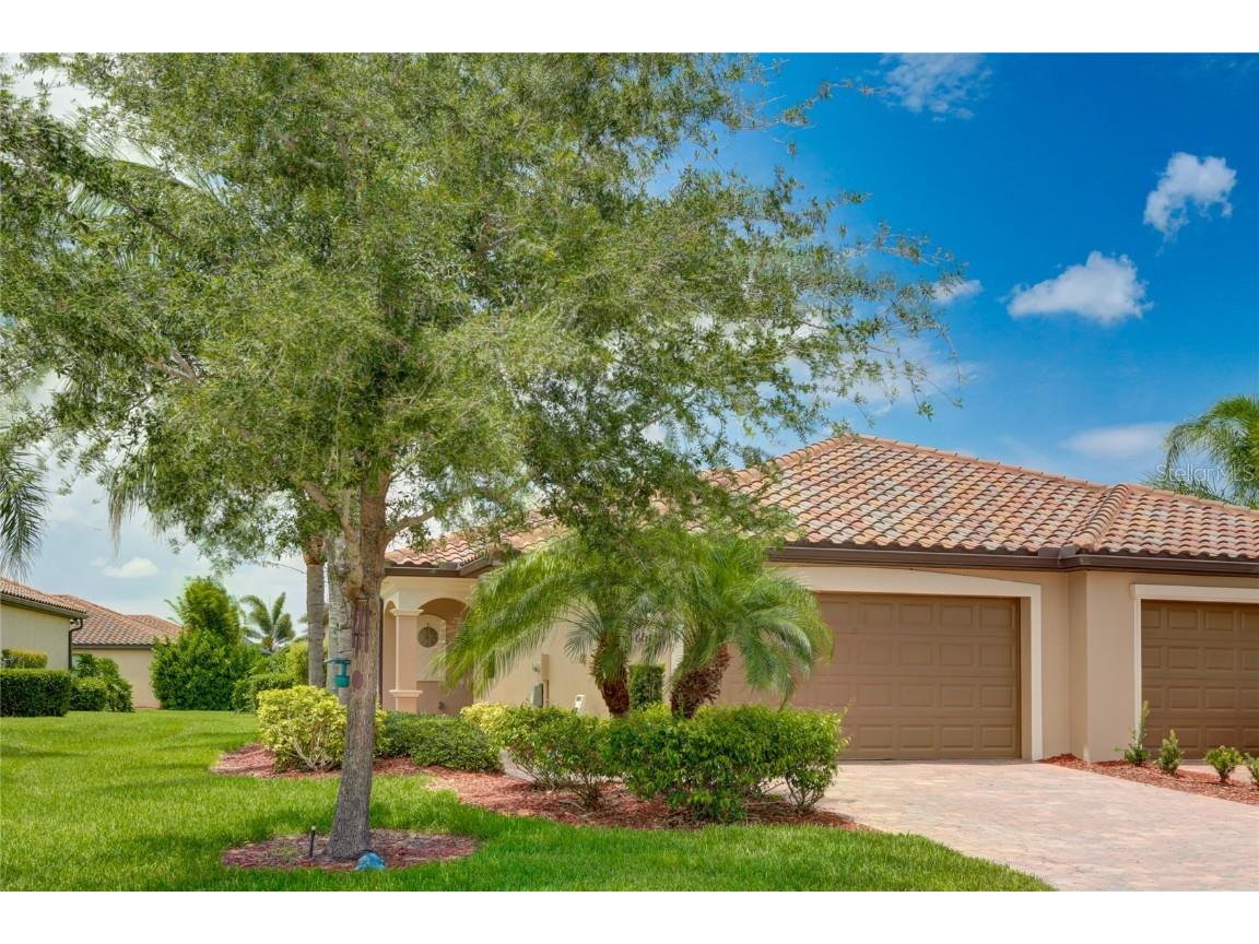 6513 Candlestick Drive Bradenton FL 34212 A4572856 image1