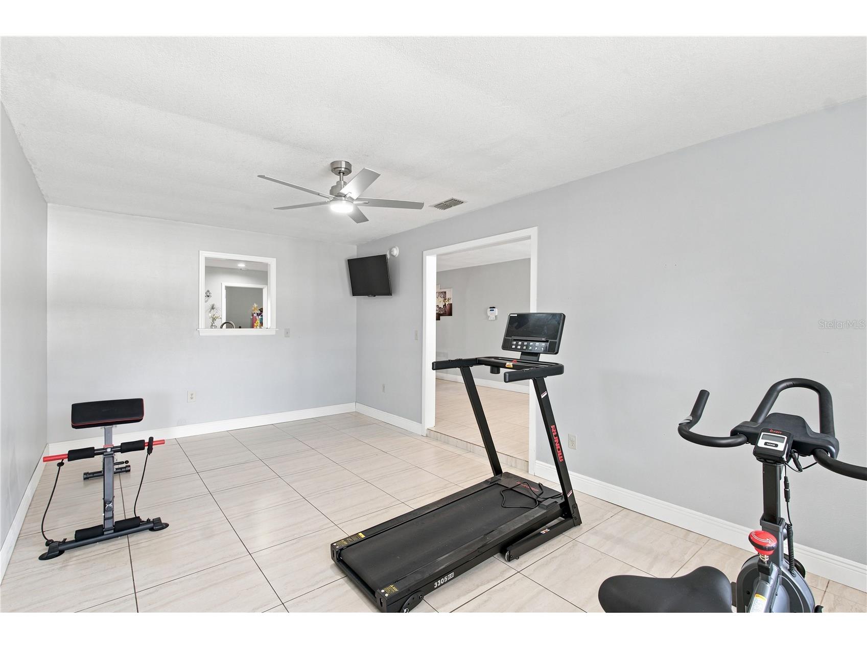 6513 N Manhattan Avenue Tampa FL 33614 TB8532926 image10