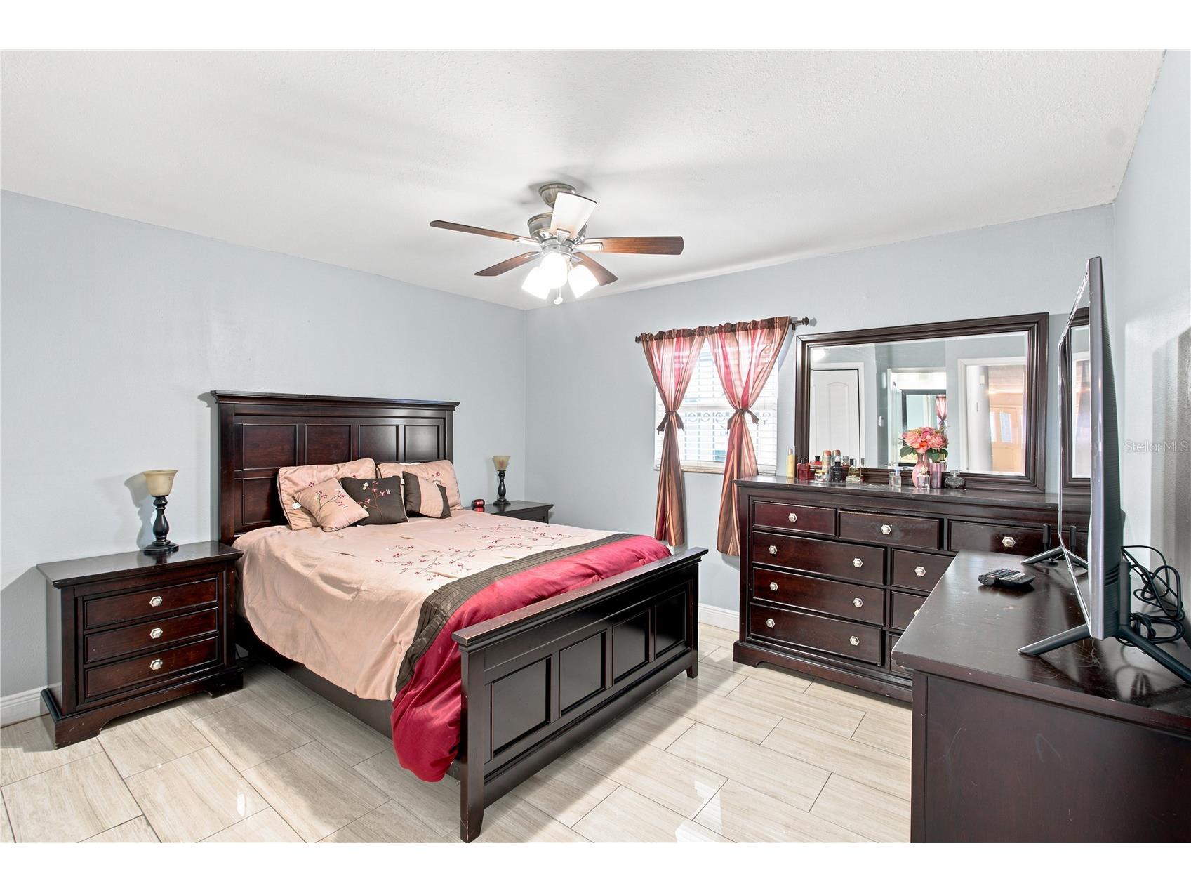 6513 N Manhattan Avenue Tampa FL 33614 TB8532926 image11