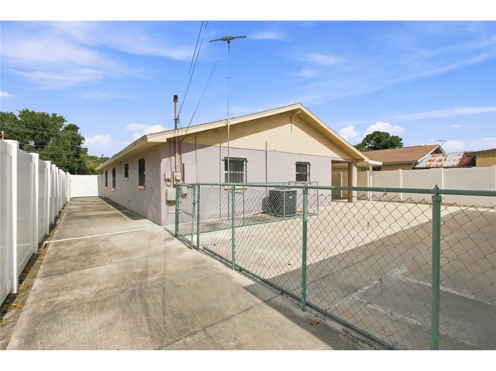 6513 N Manhattan Avenue Tampa FL 33614 TB8532926 image22