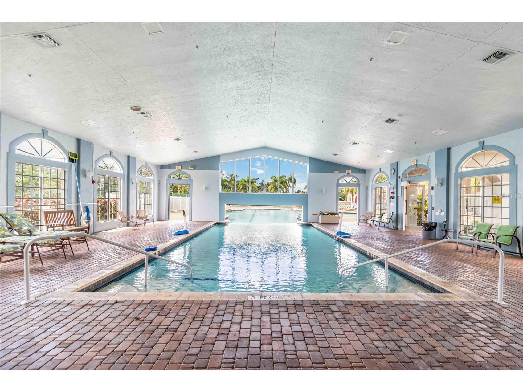 6514 41st Court E Sarasota FL 34243 A4676421 image25