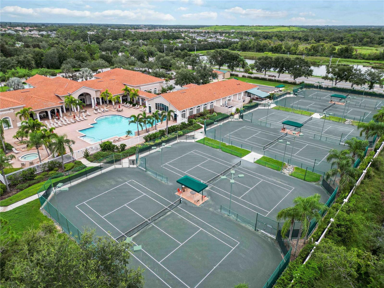 6514 41st Court E Sarasota FL 34243 A4676421 image27