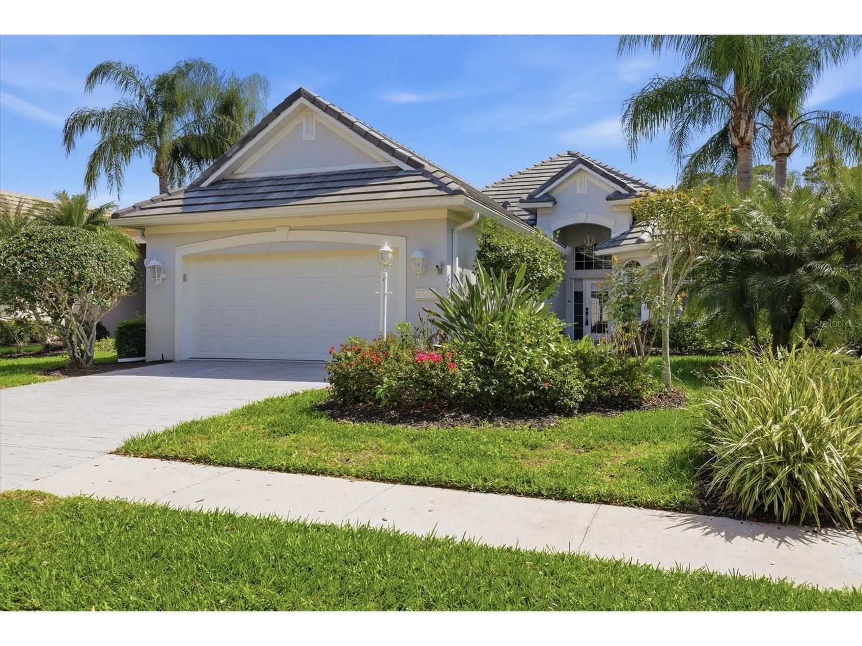 6514 Oakland Hills Drive Lakewood Ranch FL 34202 A4685193 image1