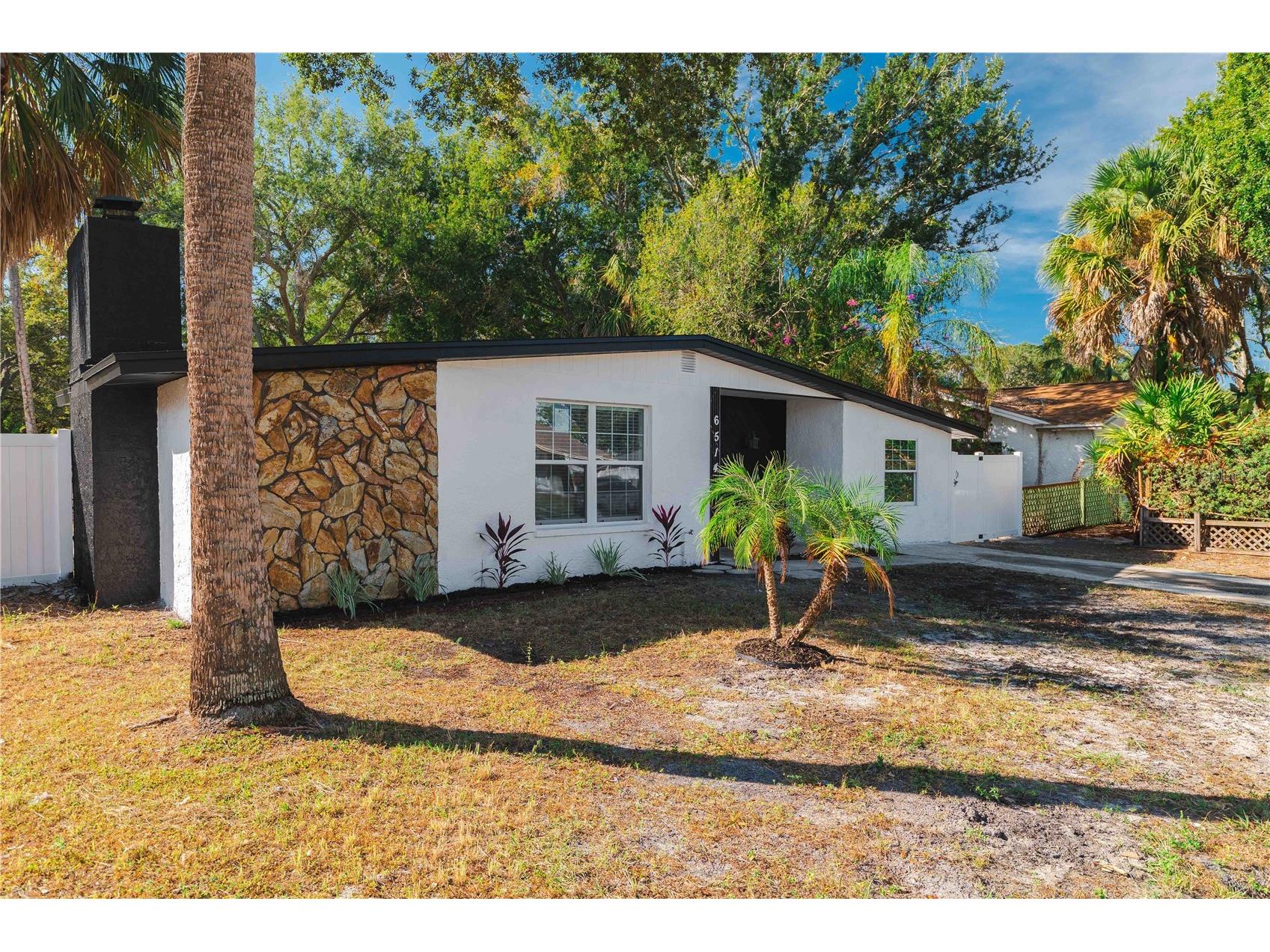 6514 Yosemite Drive Tampa FL 33634 TB8445629 image1