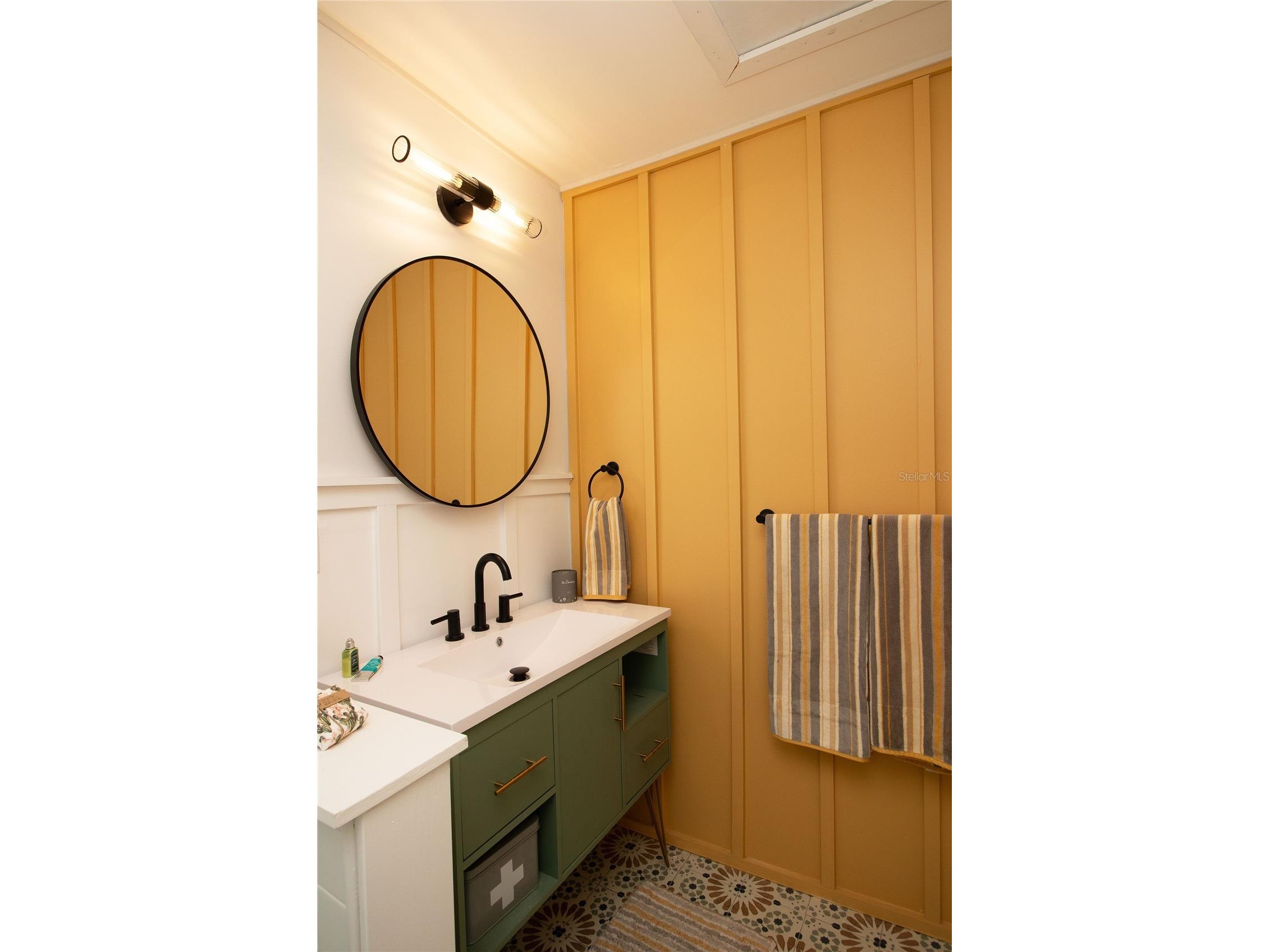 6515 30th Street N Saint Petersburg FL 33702 TB8473755 image18