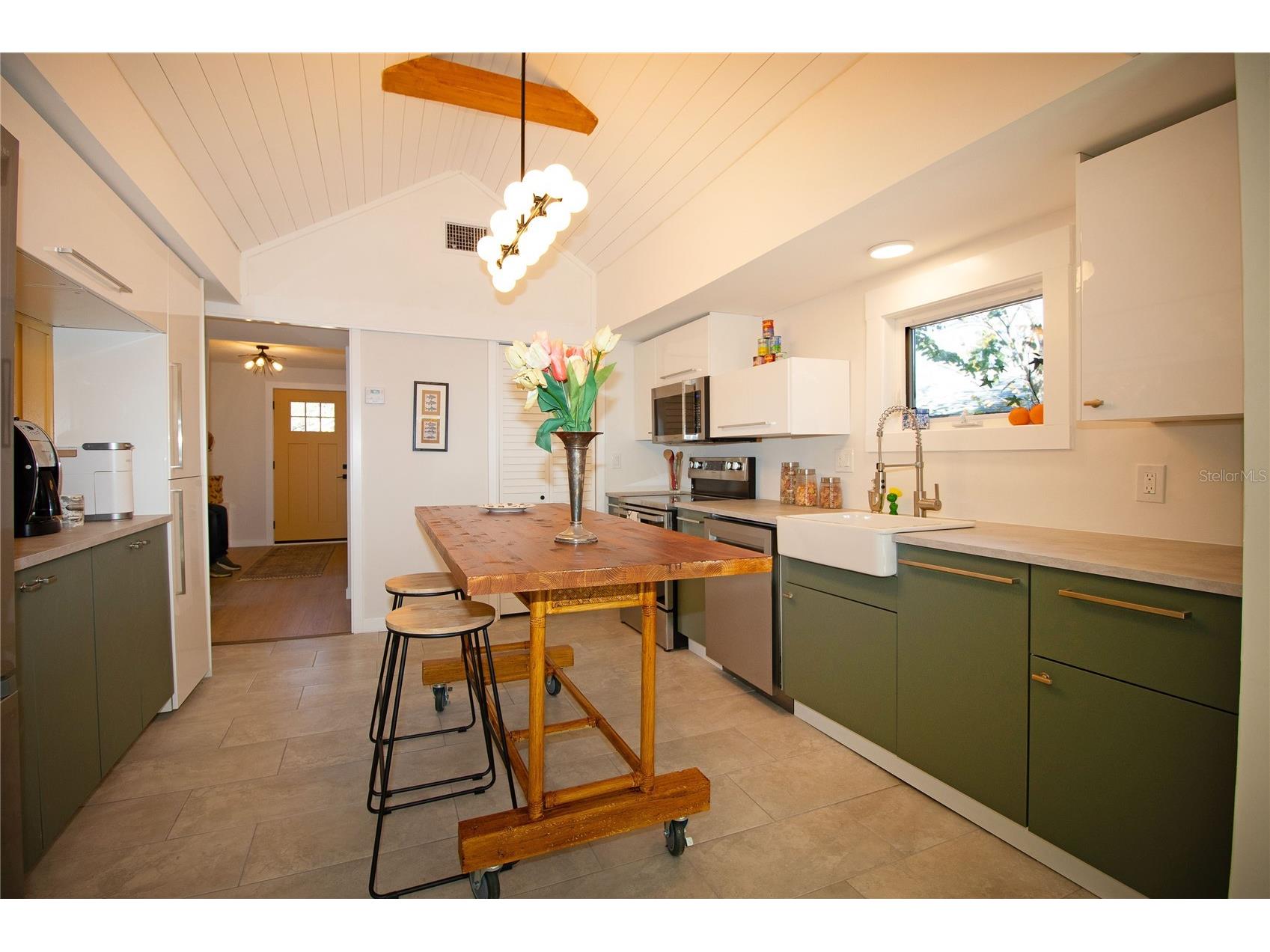 6515 30th Street N Saint Petersburg FL 33702 TB8473755 image9