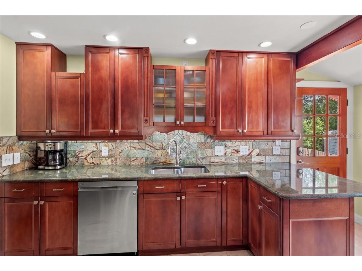 6515 Dimarco Road Tampa FL 33634 TB8427889 image8