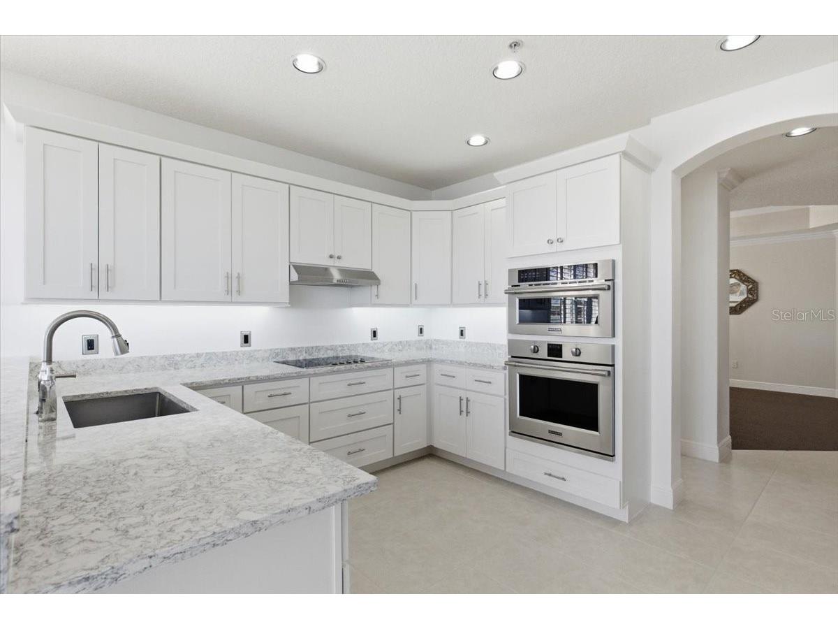 6515 Moorings Point Circle #102 Lakewood Ranch FL 34202 A4680330 image14