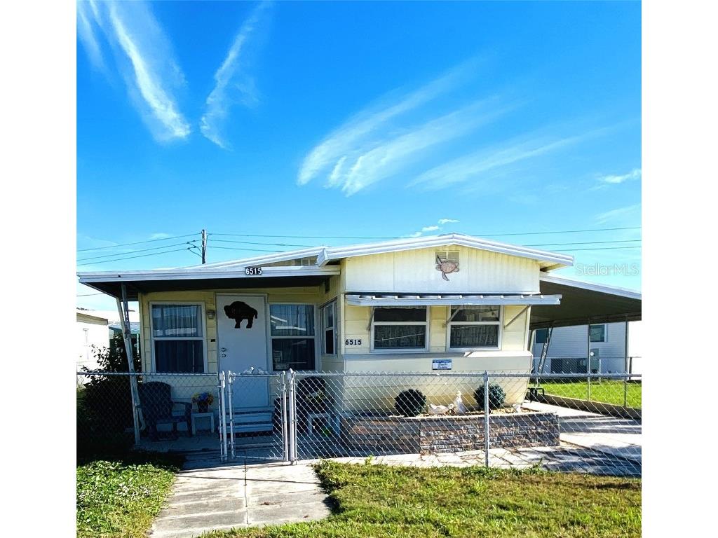 6515 Texas Street Bradenton FL 34207 - SARASOTA BAY A4634272 image1