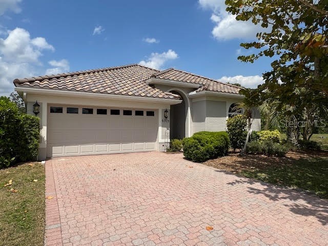 6515 Westward Place S University Park FL 34201 A4606460 image1