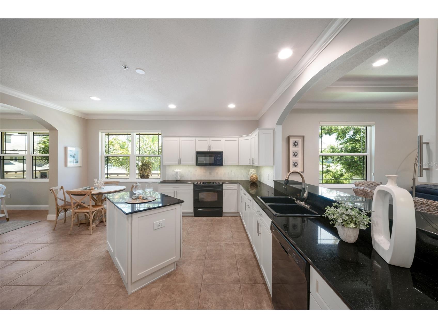 6516 Moorings Point Circle #201 Lakewood Ranch FL 34202 - 168 ACRE LAKE UIHLEIN A4692493 image7