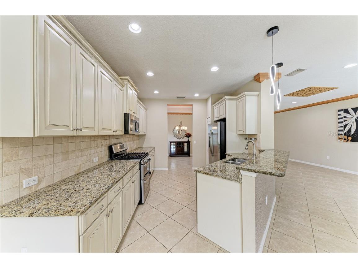 6516 Palm Leaf Court Sarasota FL 34243 A4655967 image18