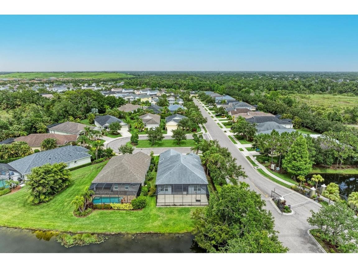 6516 Palm Leaf Court Sarasota FL 34243 A4655967 image29