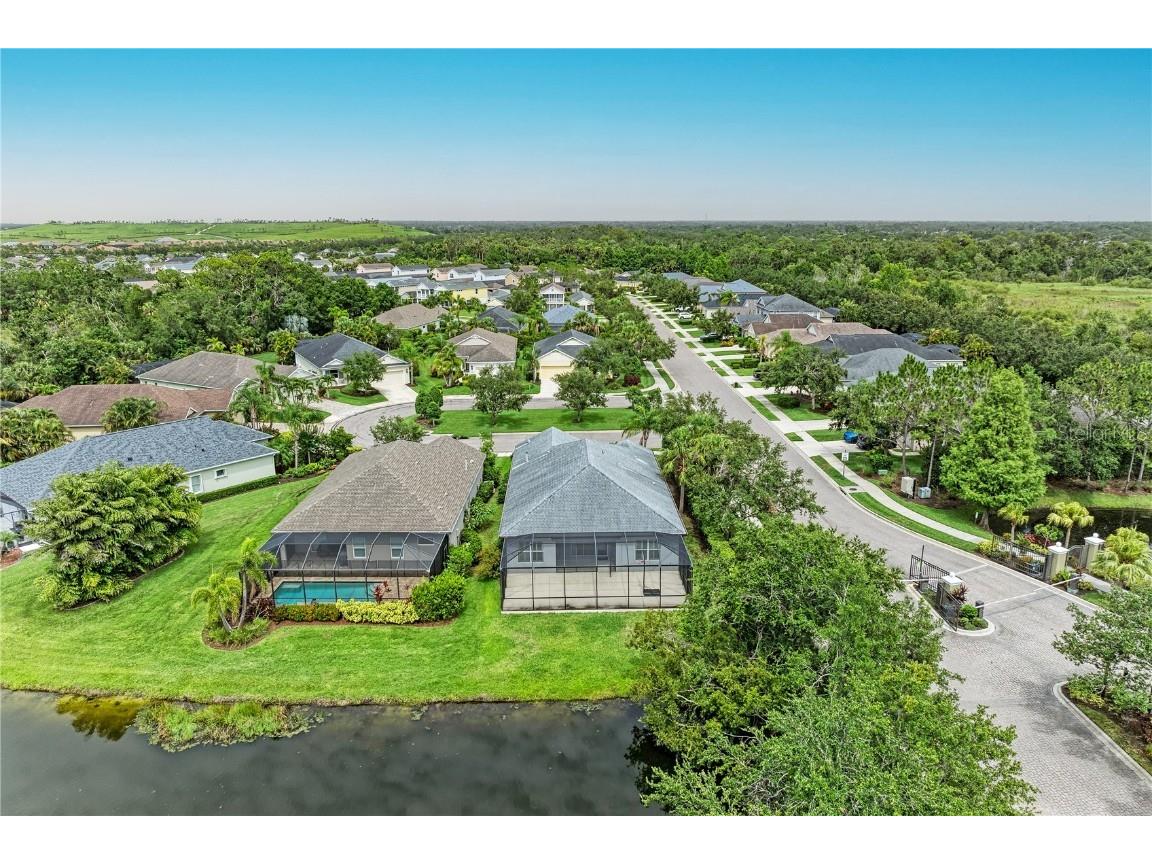 6516 Palm Leaf Court Sarasota FL 34243 A4655967 image33