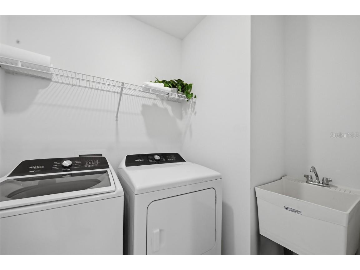 6516 Silverstar Drive Sarasota FL 34240 A4672141 image23