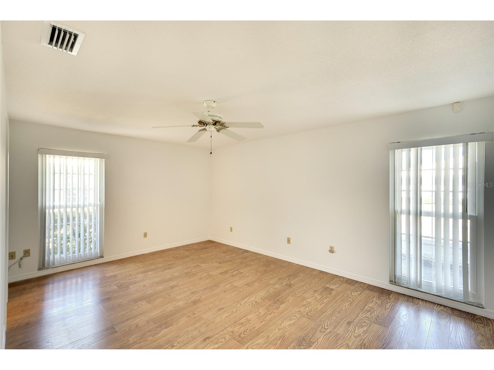 6517 10th Avenue W Bradenton FL 34209 A4681376 image16