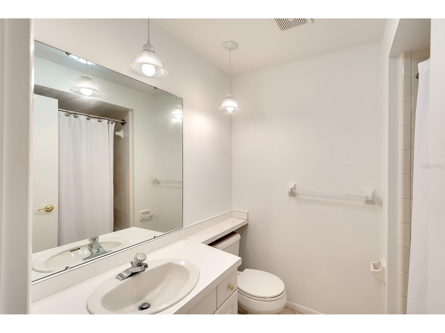 6517 10th Avenue W Bradenton FL 34209 A4681376 image20