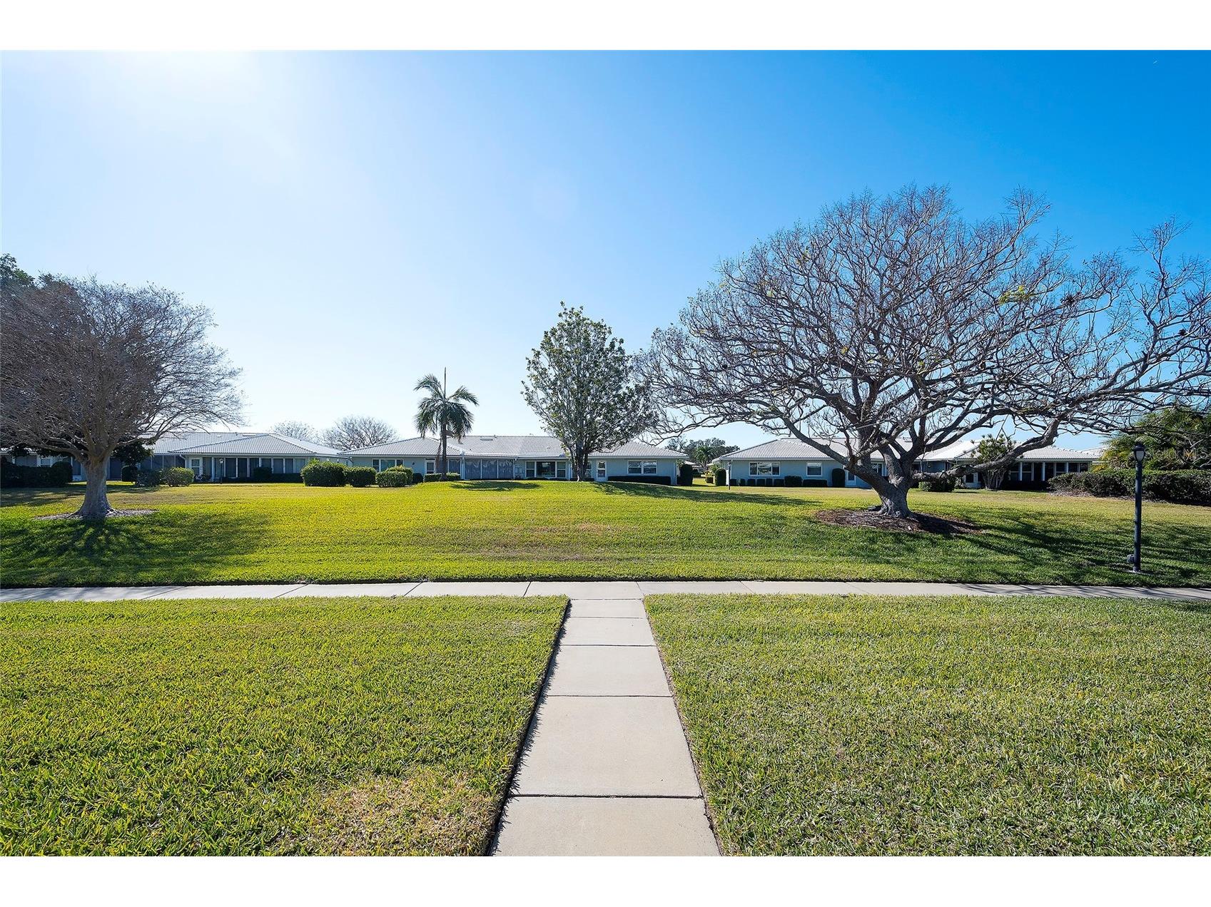 6517 10th Avenue W Bradenton FL 34209 A4681376 image25