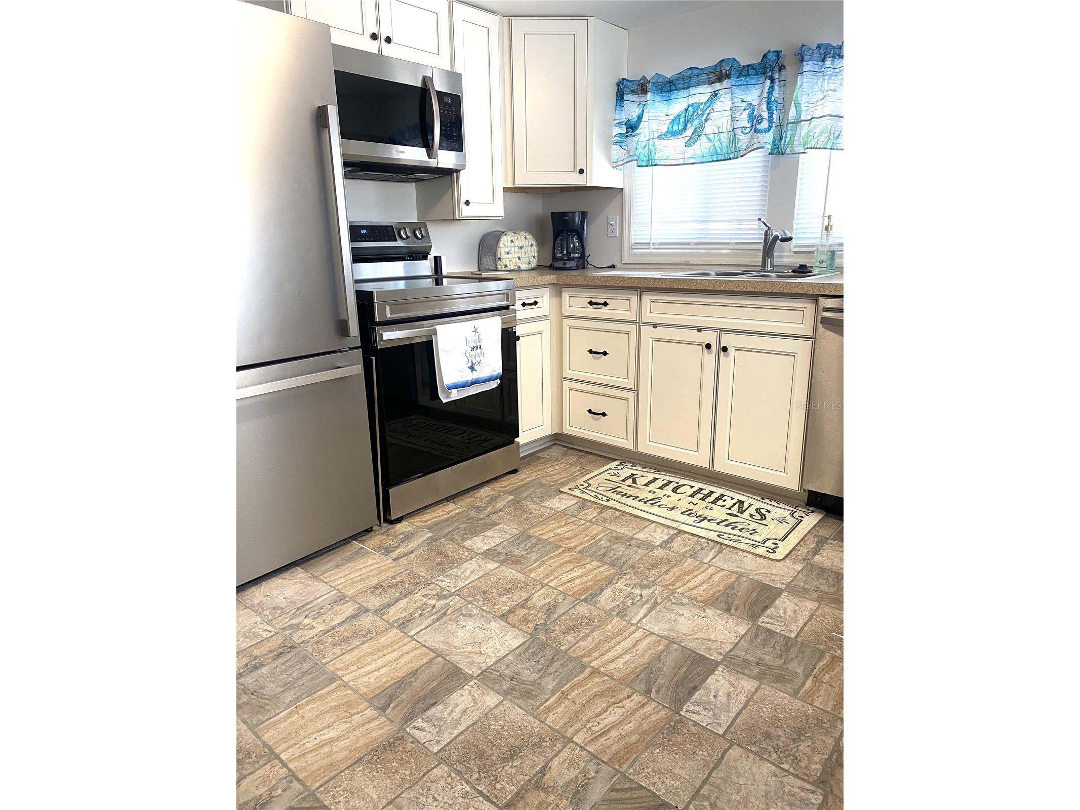 6517 Arizona Street Bradenton FL 34207 - SARASOTA BAY A4689109 image5