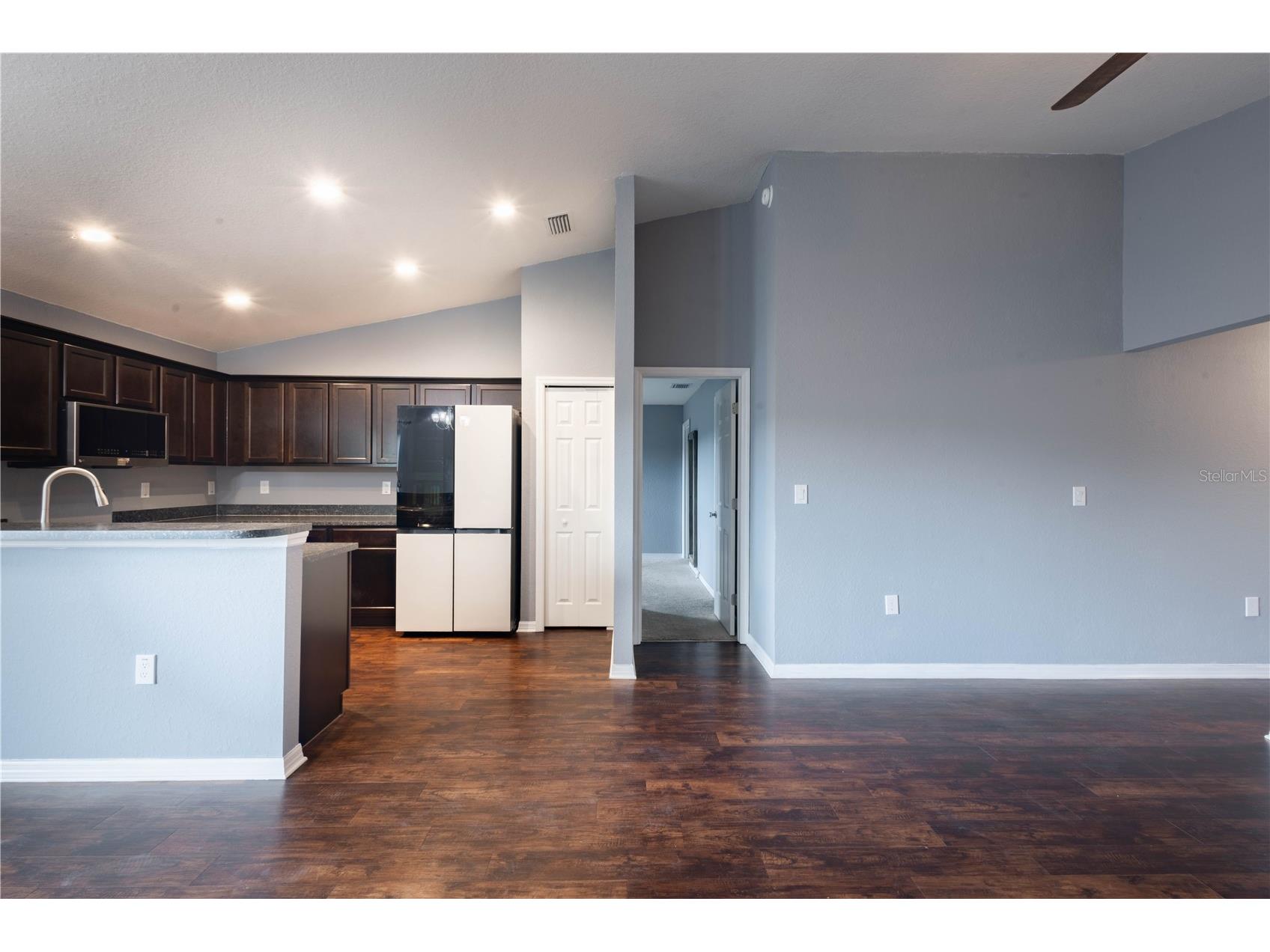 6517 Bayston Hill Place Zephyrhills FL 33541 W7884560 image9