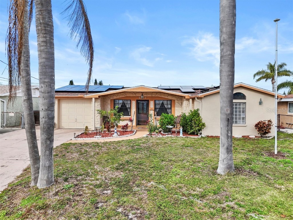 6517 Nautical Isle Hudson FL 34667 T3497211 image1