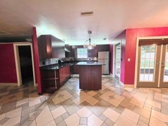 6517 NW 27th Street Gainesville FL 32653 GC540384 image13