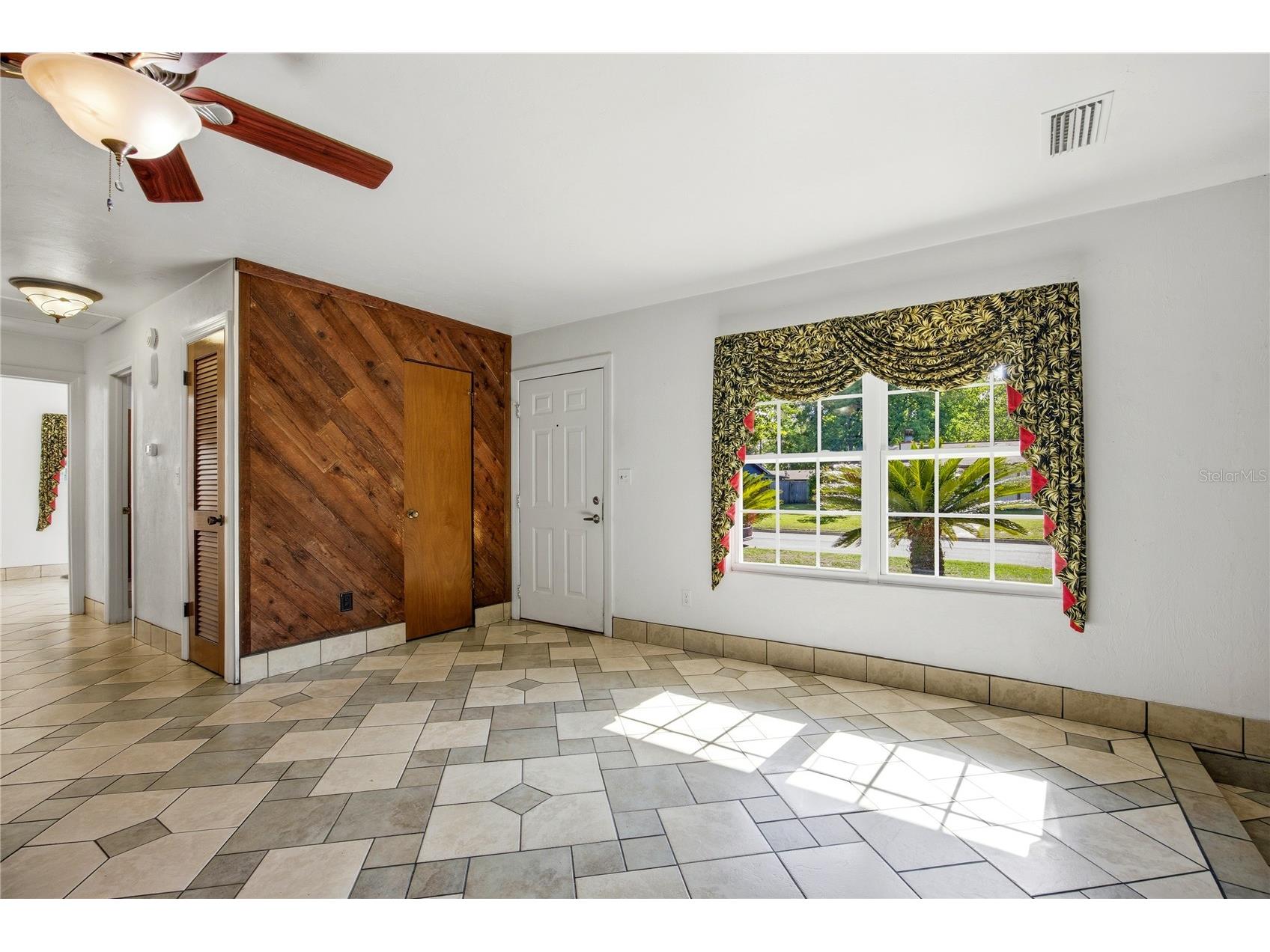6517 NW 27th Street Gainesville FL 32653 GC540384 image8