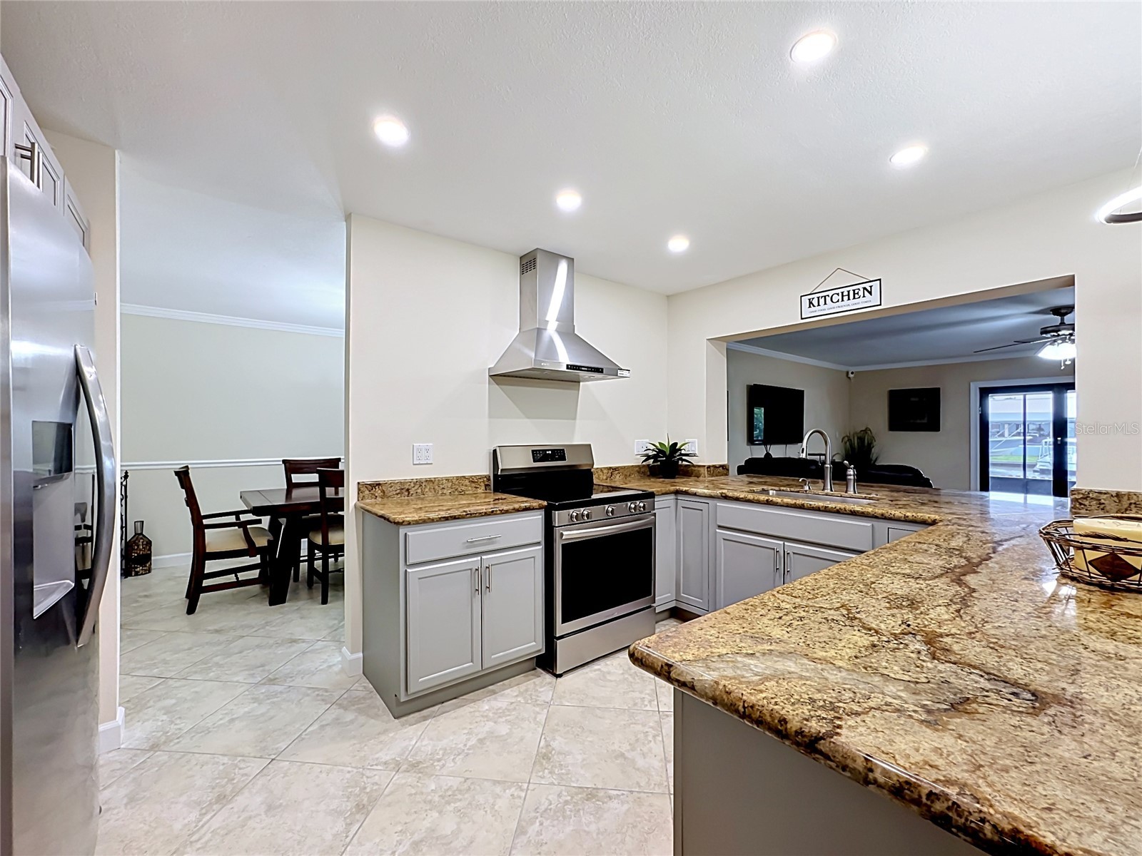 6517 Solitaire Palm Way Apollo Beach FL 33572 - TAMPA BAY L4962373 image16