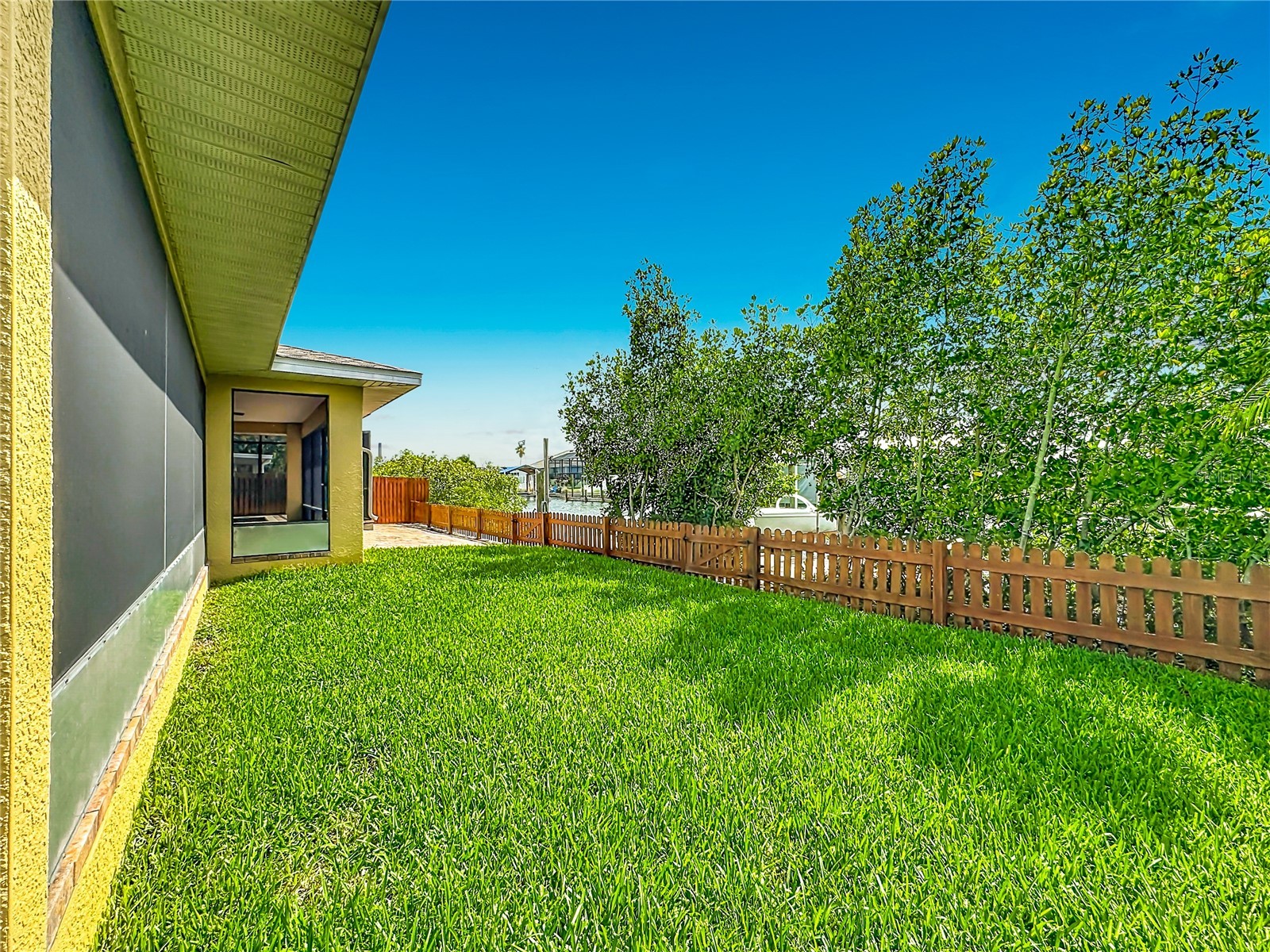 6517 Solitaire Palm Way Apollo Beach FL 33572 - TAMPA BAY L4962373 image47