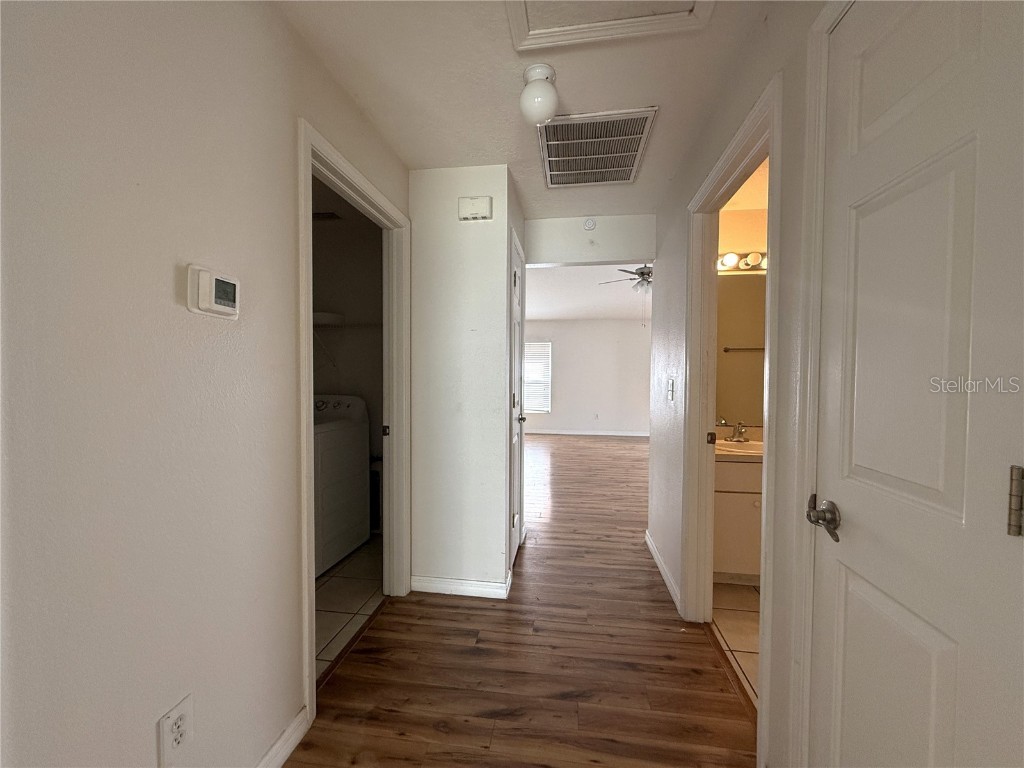 6518 Bridgecrest Drive Lithia FL 33547 TB8457036 image20