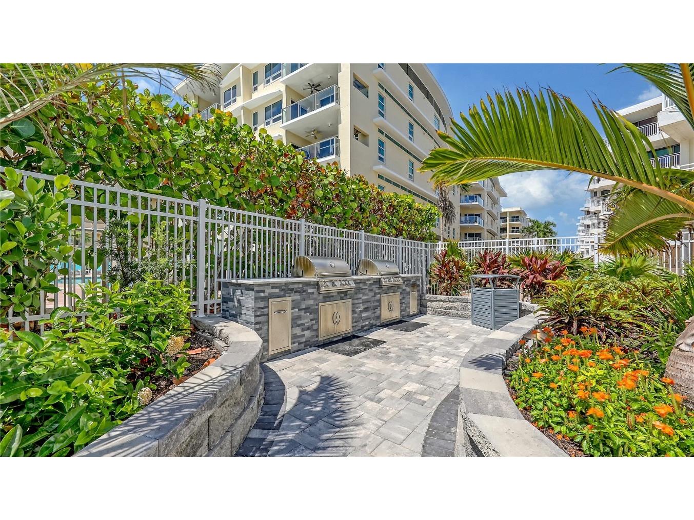 6518 Midnight Pass Road #209 Sarasota FL 34242 A4673460 image32