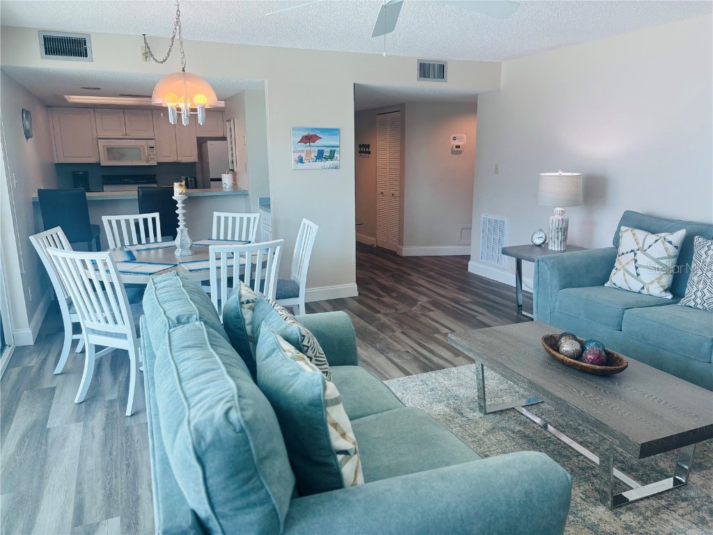 6518 Midnight Pass Road #209 Sarasota FL 34242 A4673460 image4