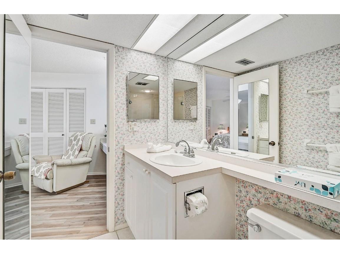 6518 Midnight Pass Road #310 Sarasota FL 34242 - GULF OF MEXICO A4675259 image26