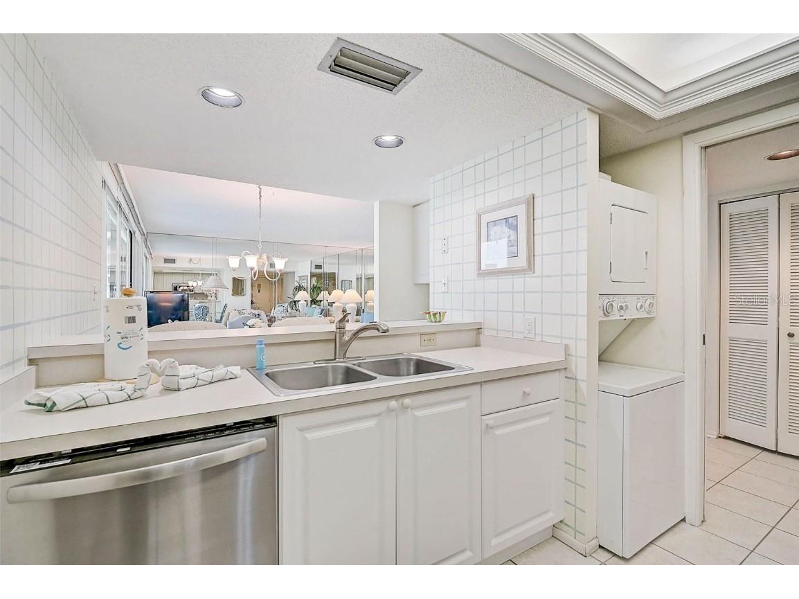 6518 Midnight Pass Road #310 Sarasota FL 34242 - GULF OF MEXICO A4675259 image52