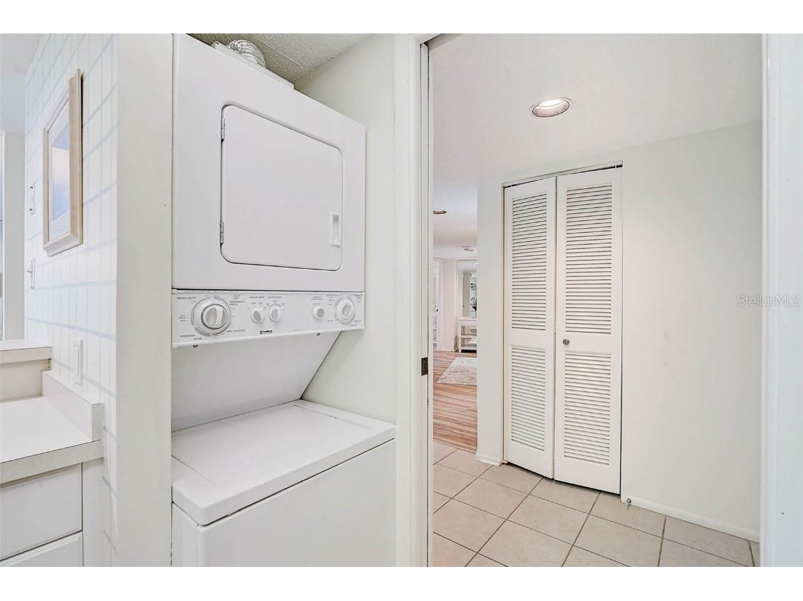 6518 Midnight Pass Road #310 Sarasota FL 34242 - GULF OF MEXICO A4675259 image54