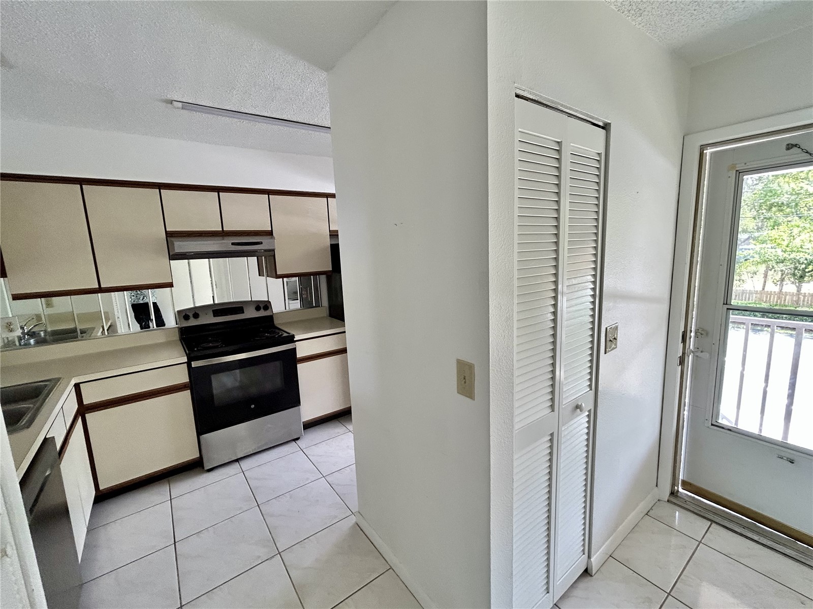 6519 Spring Flower Drive #24 New Port Richey FL 34653 W7884496 image5
