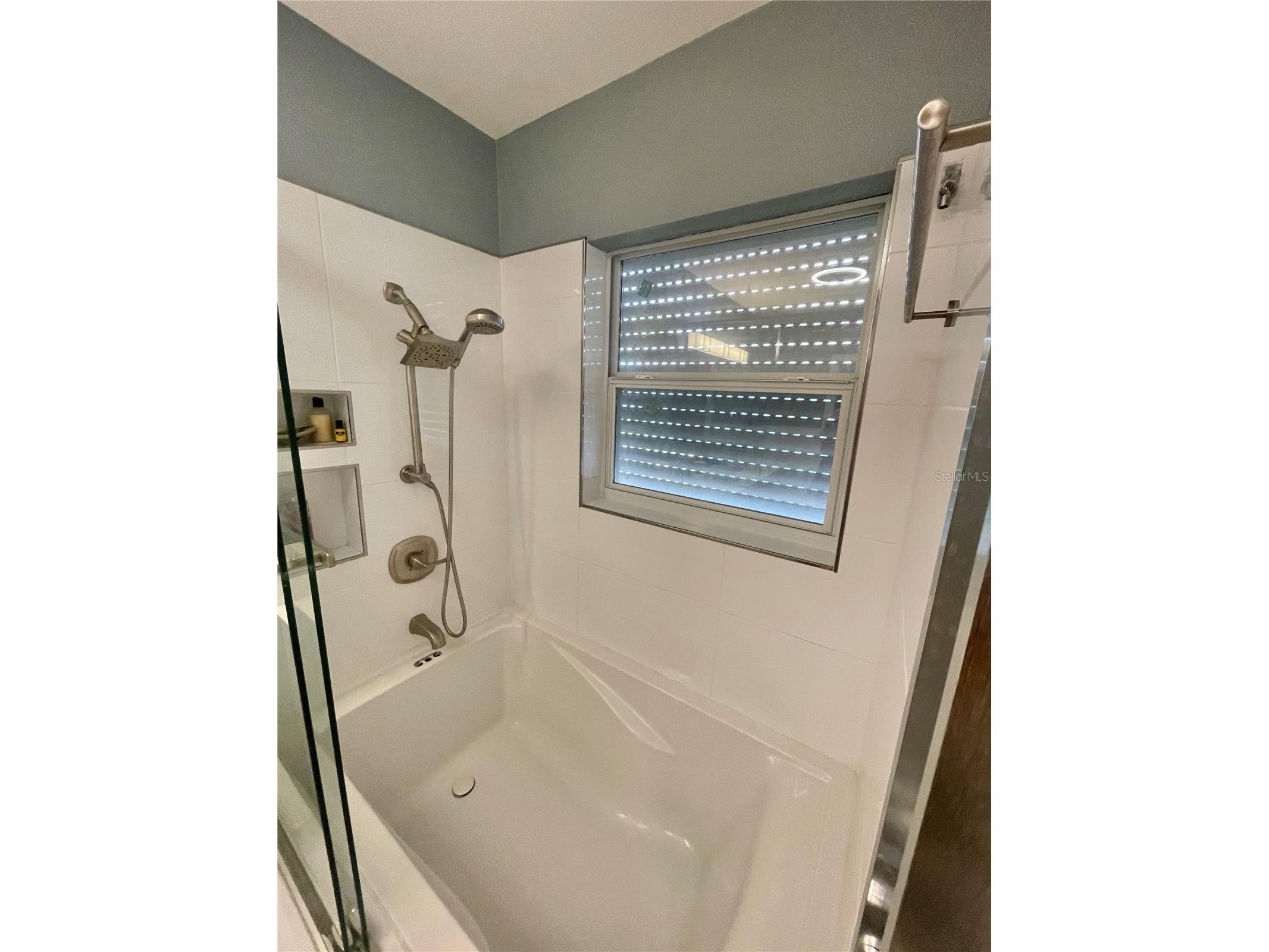 6519 Walton Way Tampa FL 33610 - EAST LAKE / BELLOWS LAKE TB8496189 image15