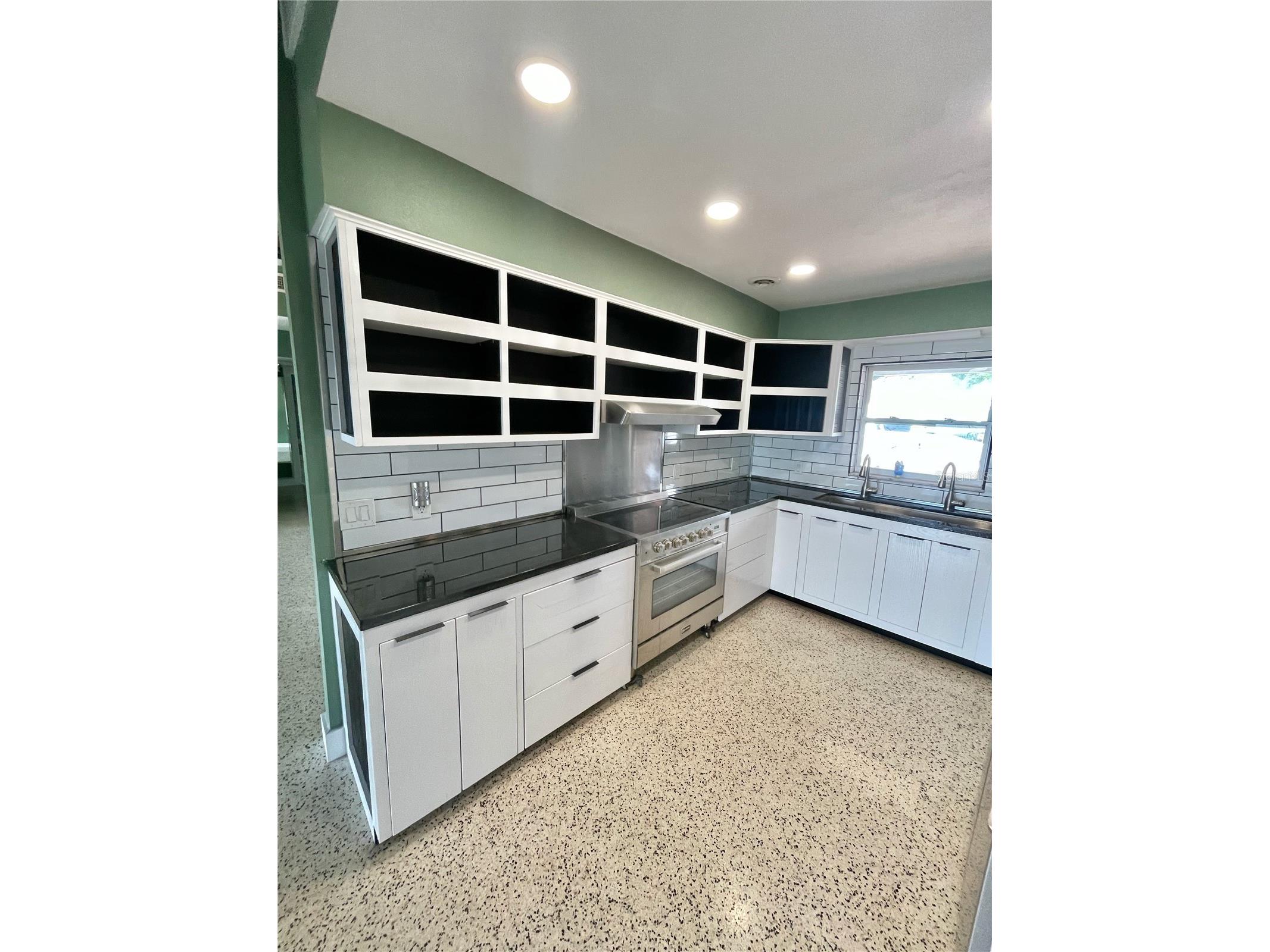 6519 Walton Way Tampa FL 33610 - EAST LAKE / BELLOWS LAKE TB8496189 image8