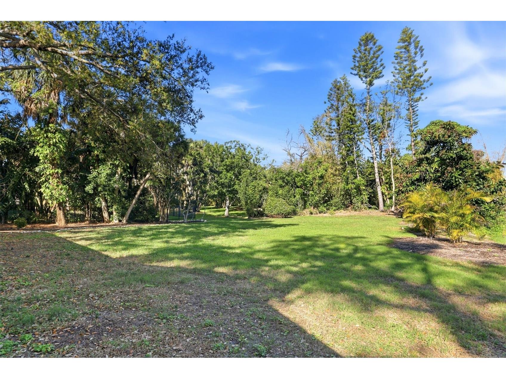 6519 Waterford Circle Sarasota FL 34238 A4687089 image3