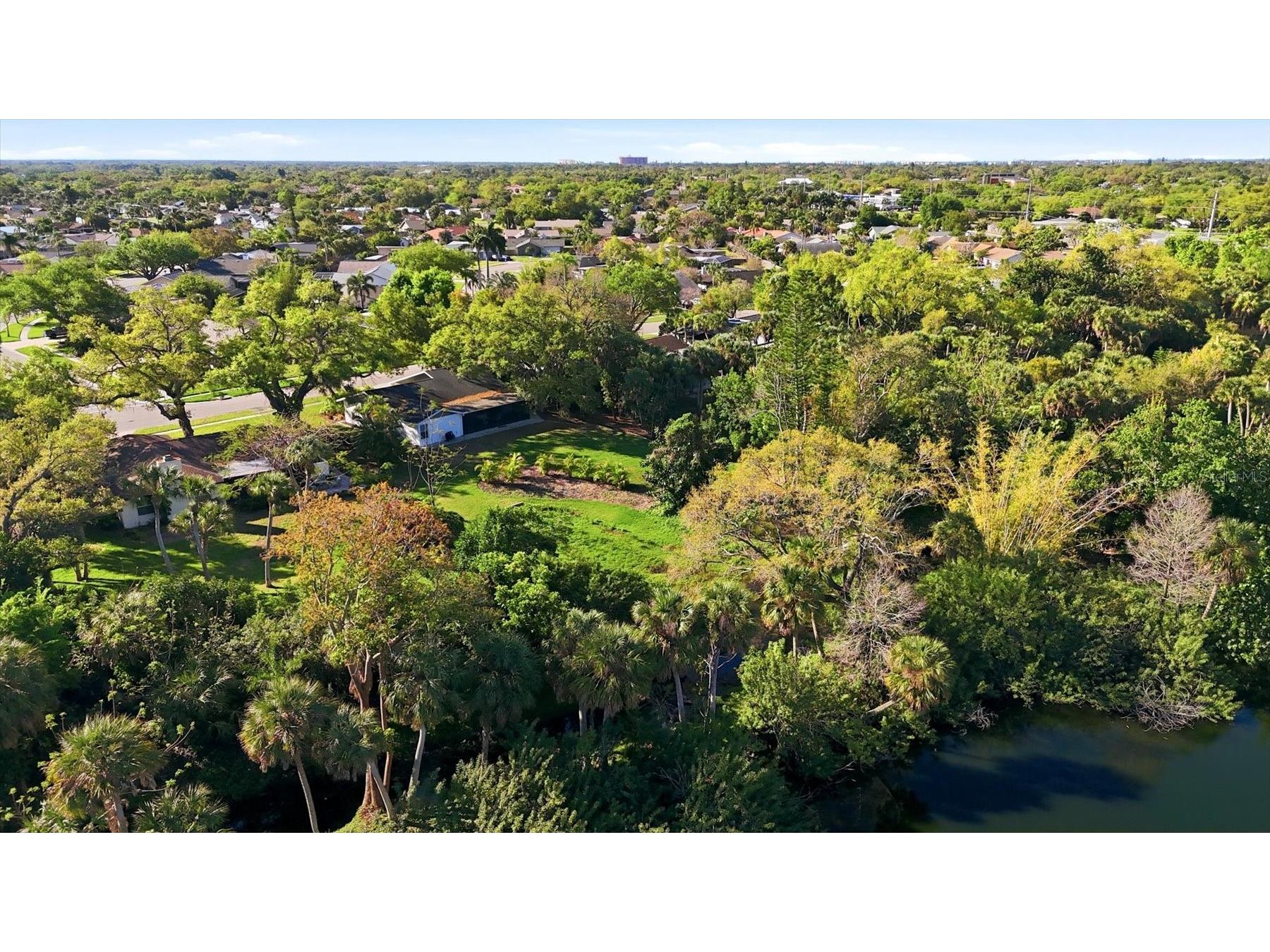 6519 Waterford Circle Sarasota FL 34238 A4687089 image44