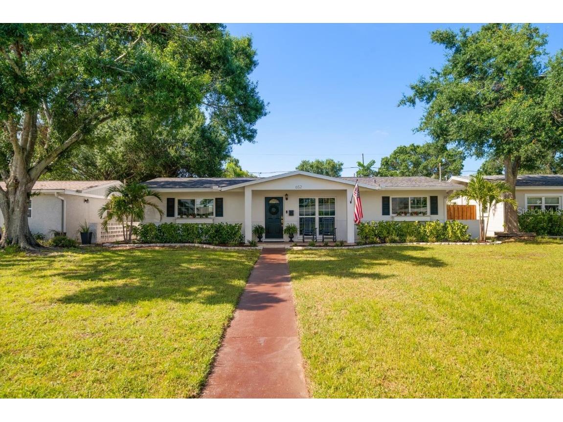 652 42nd Avenue NE Saint Petersburg FL 33703 TB8407686 image1
