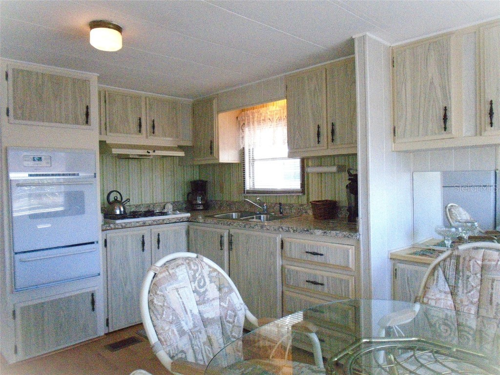 652 54th Lane S #153 Gulfport FL 33707 TB8374069 image6