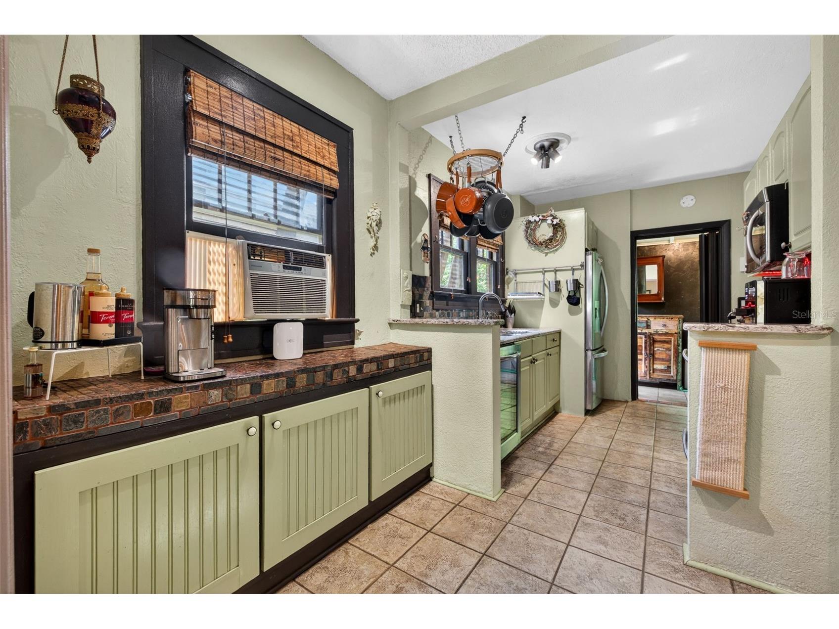652 8th Avenue N Saint Petersburg FL 33701 TB8510345 image10