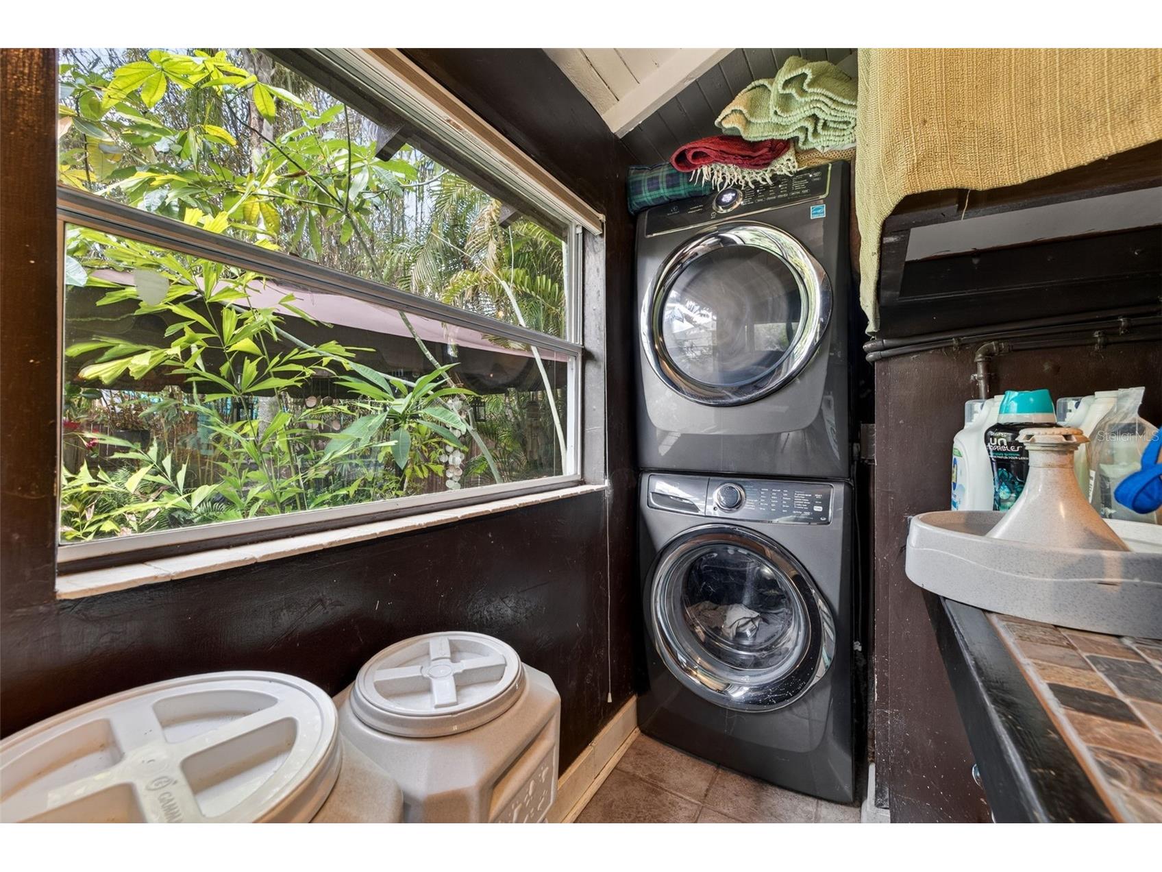 652 8th Avenue N Saint Petersburg FL 33701 TB8510345 image20