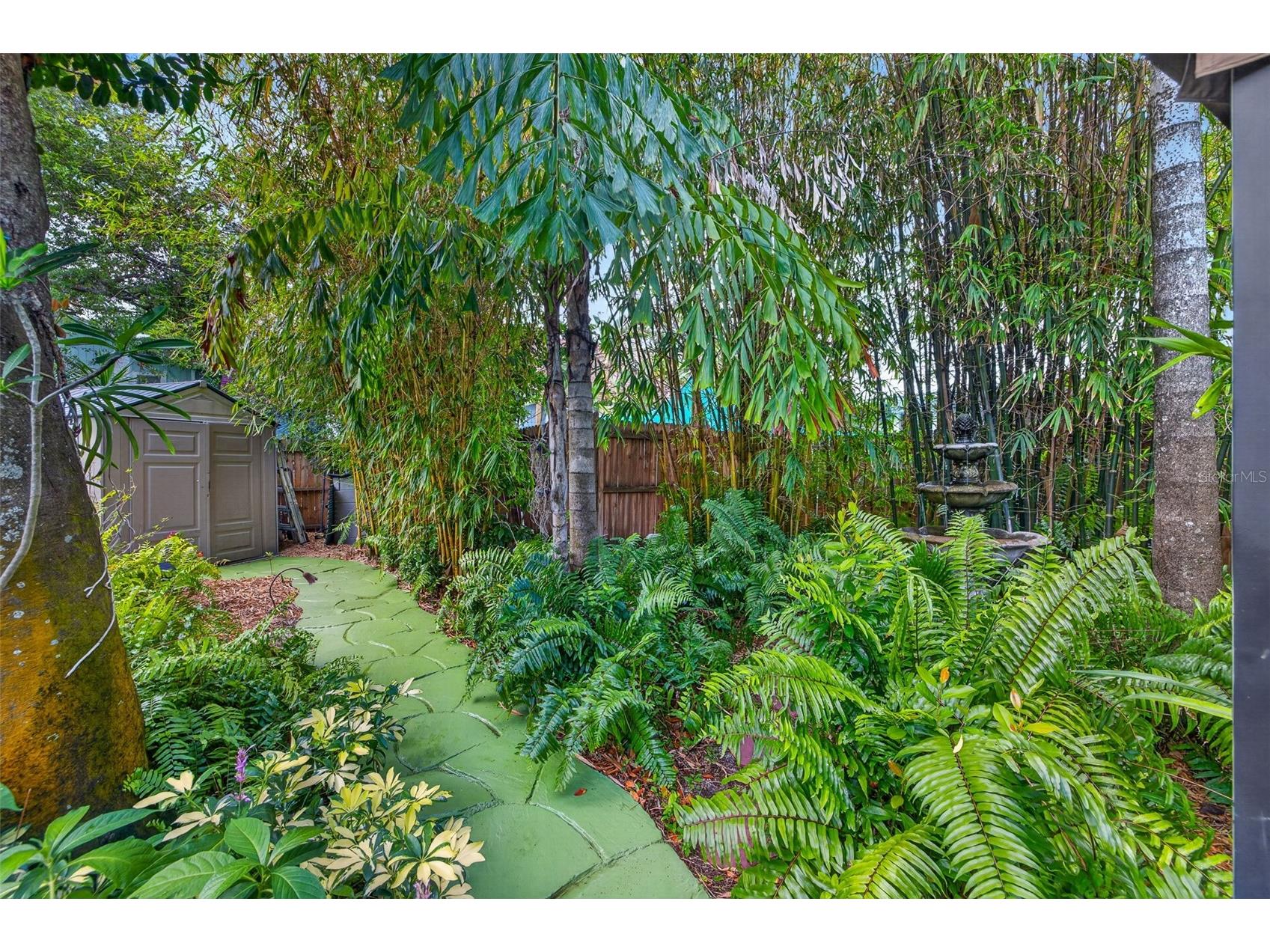 652 8th Avenue N Saint Petersburg FL 33701 TB8510345 image25