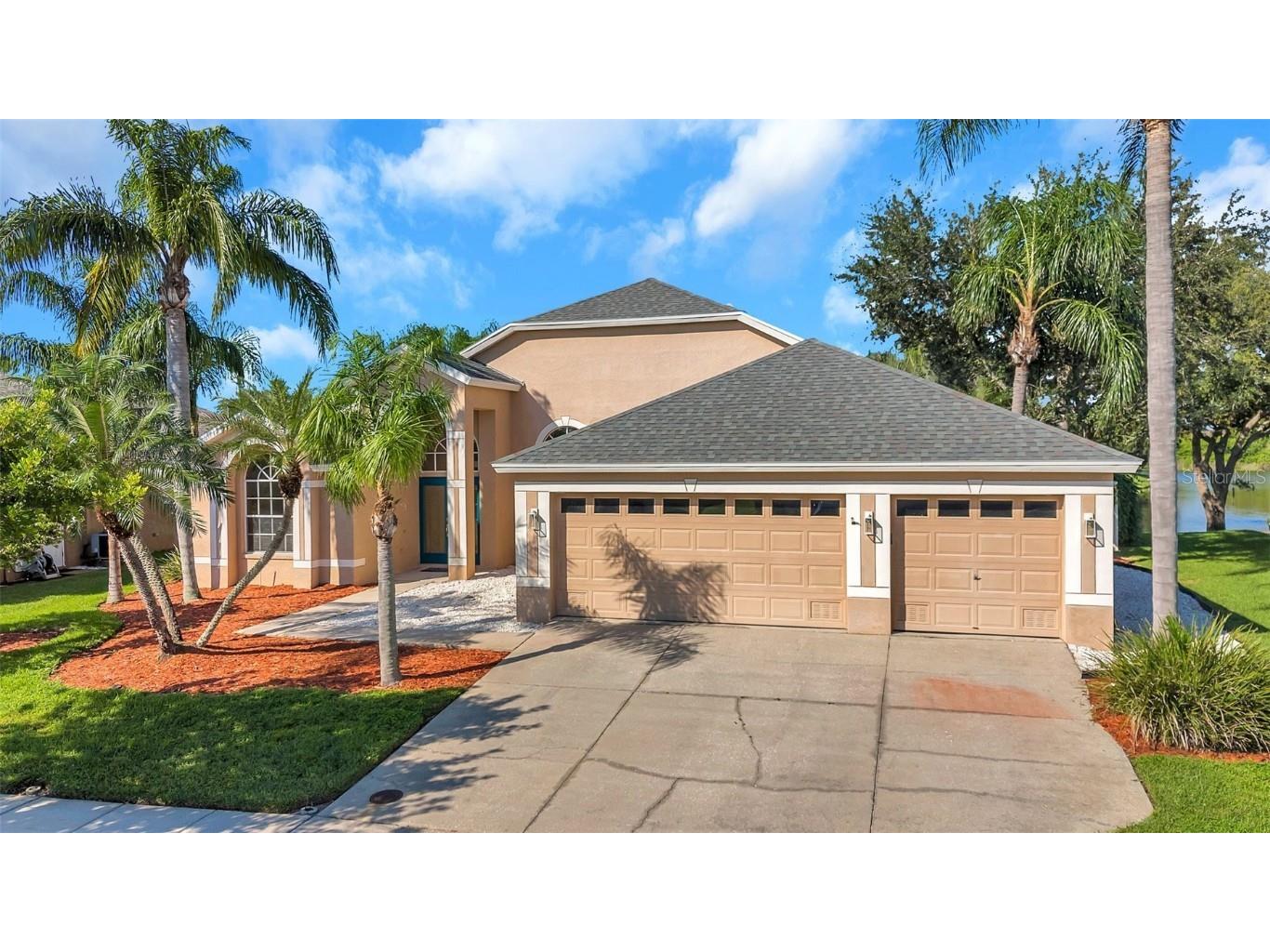 652 Addison Drive NE Saint Petersburg FL 33716 TB8305457 image1